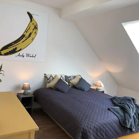 Mi - Old Town Heart-terrace&castle View