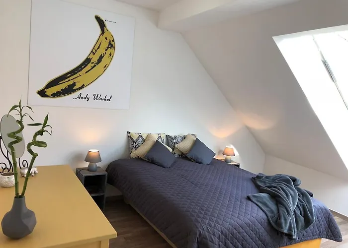 Mi - Old Town Heart-terrace&castle View