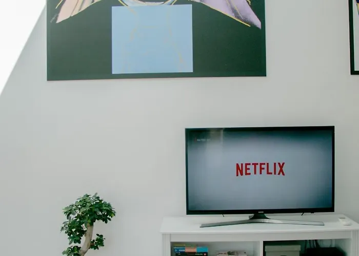 Mi - Old Town Heart-terrace&castle View